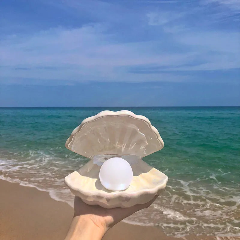 CERAMIC PEARL OYSTER LAMP